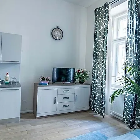 Retreat 4* Prague
