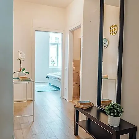 Retreat Aparthotel