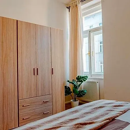 Retreat 4* Prague