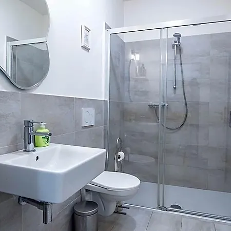 Retreat Aparthotel